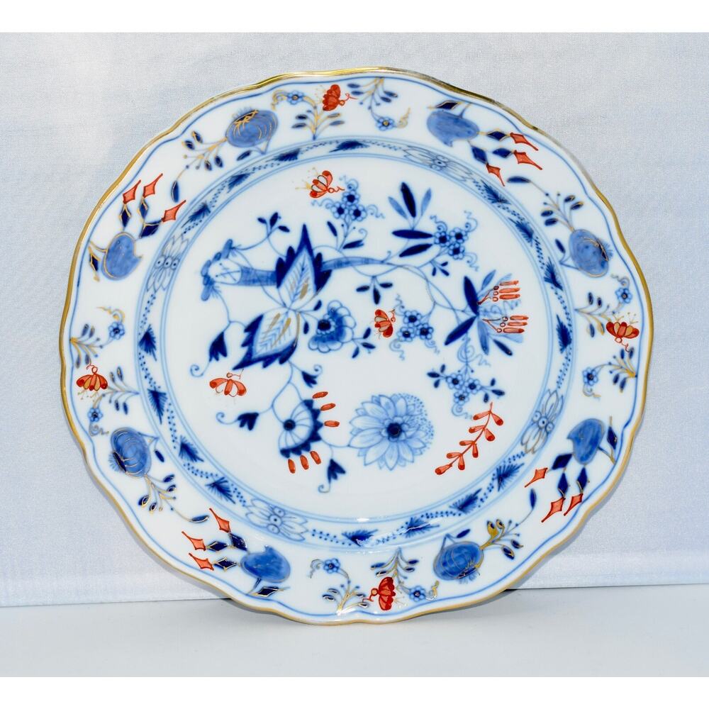 Meissen Zwiebelmuster Crossed Swords Blue Onion Royal Red & Gold Guild Plate